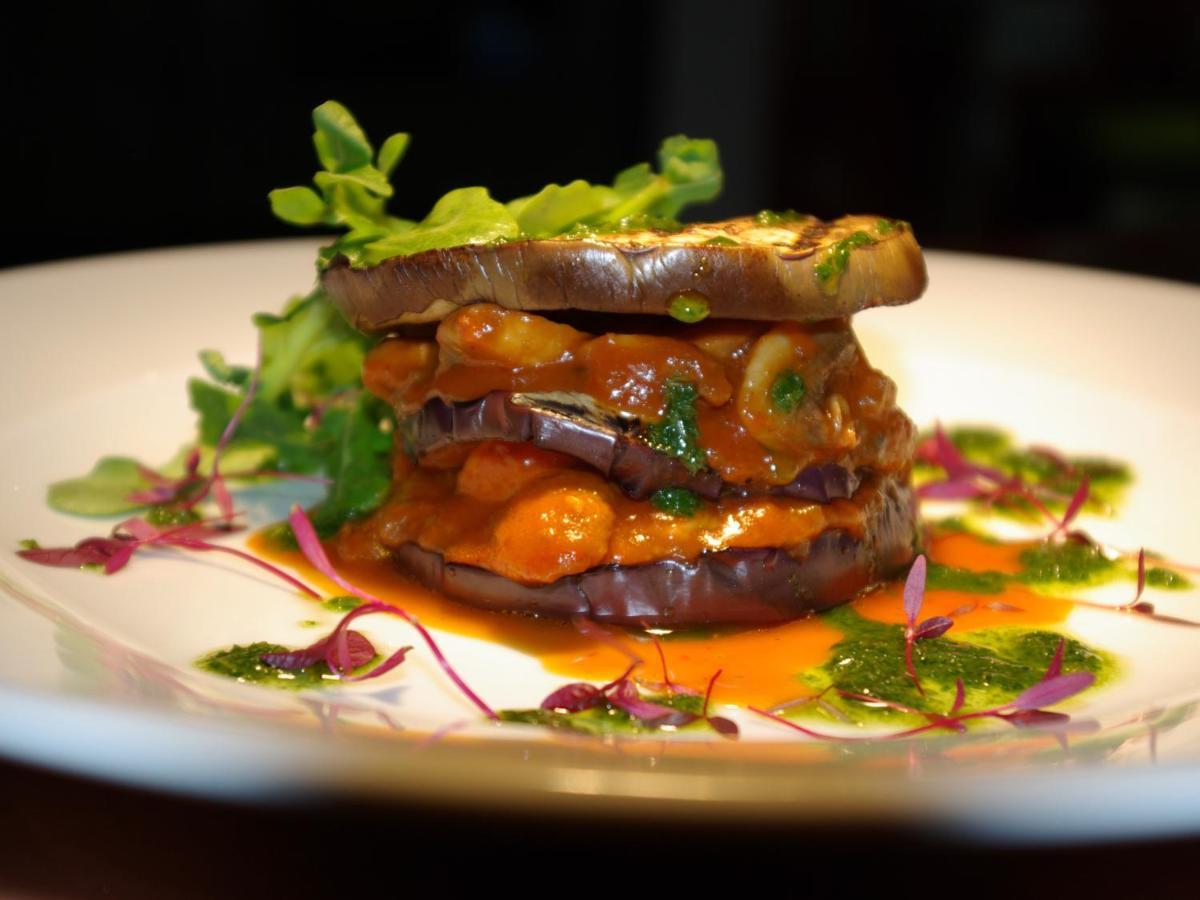 The Fountain Inn Hendy المظهر الخارجي الصورة
